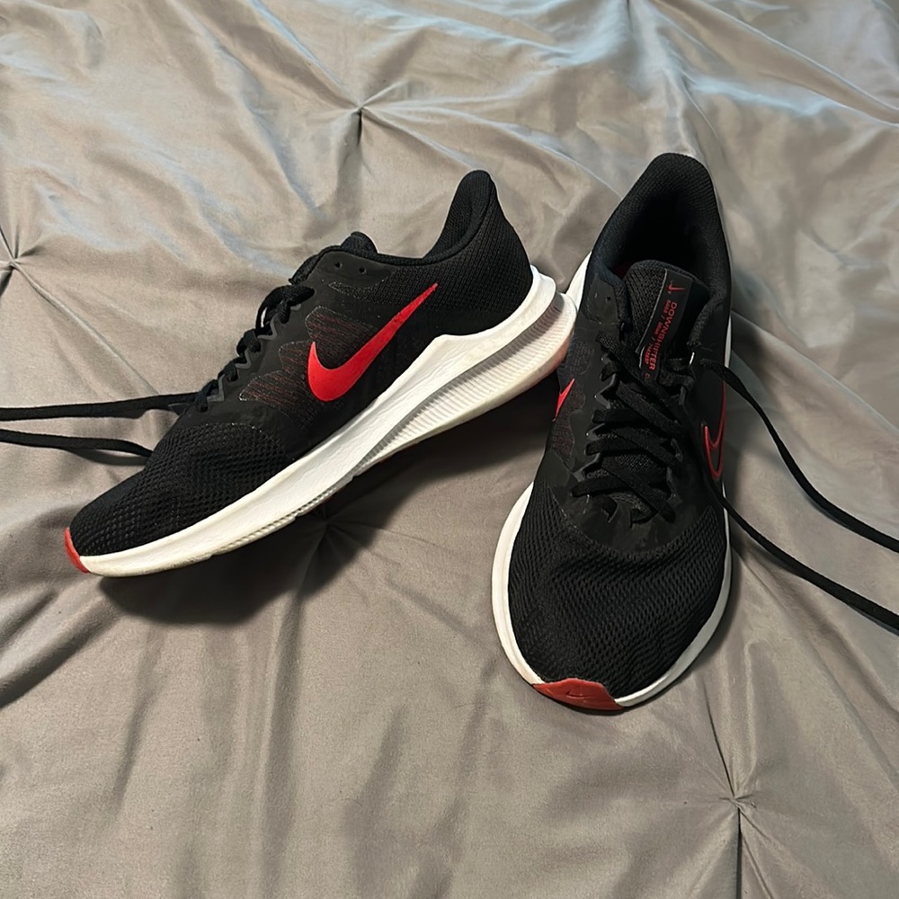 Men’s Nikes